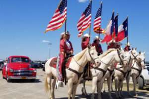 Texas gallery - Homecoming parade © Nilda Heyek Texas gallery - Homecoming parade © Nilda Heyek